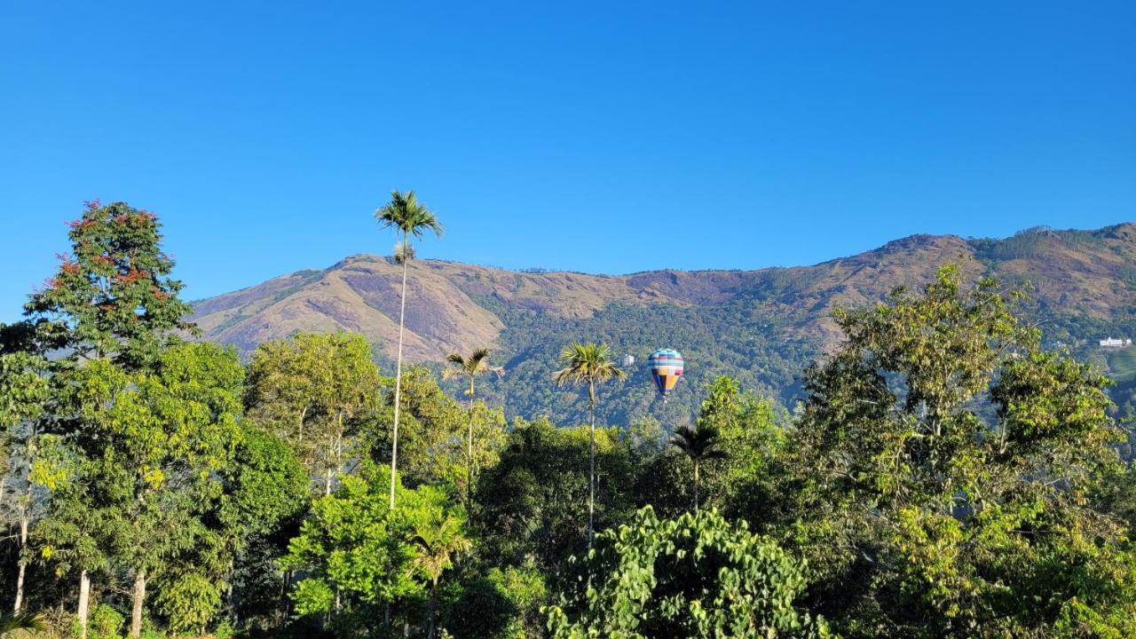 3R Residency Munnar Hostel ภายนอก รูปภาพ